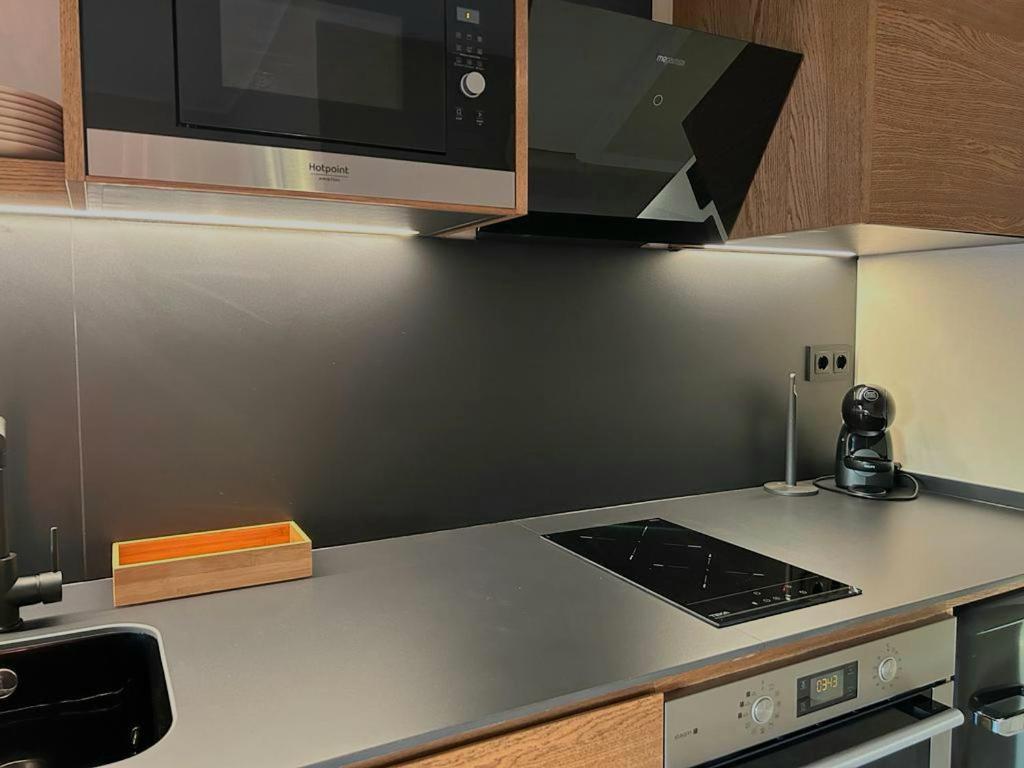 Apartamentos Marplana Кастелдефелс Екстериор снимка