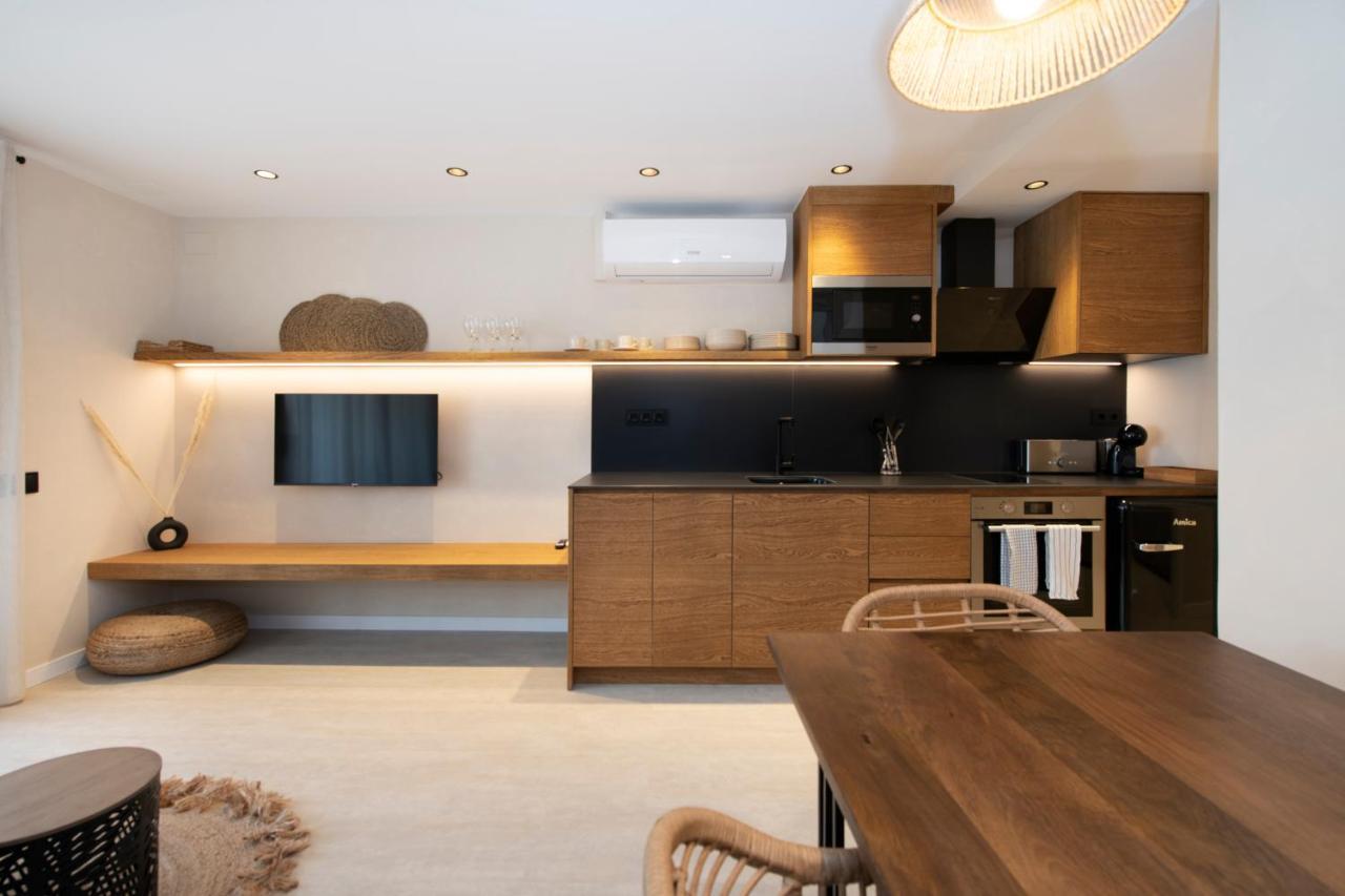 Apartamentos Marplana Кастелдефелс Екстериор снимка